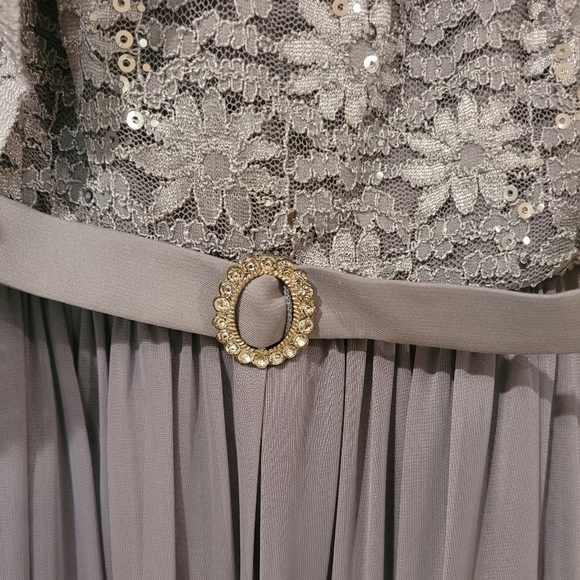 Silver/Grey Formal Gown with Jacket - Picture 4 of 6